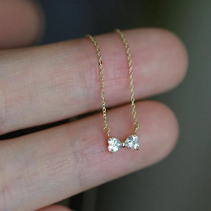 Bow necklace